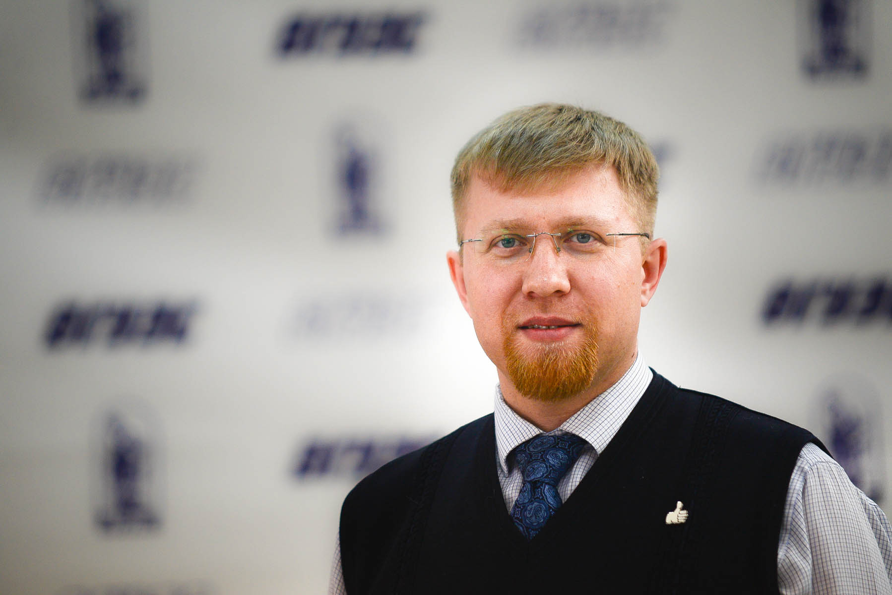 Преподаватель Института информационных технологий ВГУЭС Павел Юдин: «Мы учим нескучному программированию» Преподаватель Института информационных технологий ВГУЭС Павел Юдин: «Мы учим нескучному программированию»