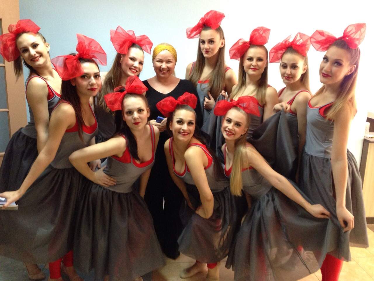Поздравляем студию современной хореографии ВГУЭС «Грани» с победой на танцевальном конкурсе!