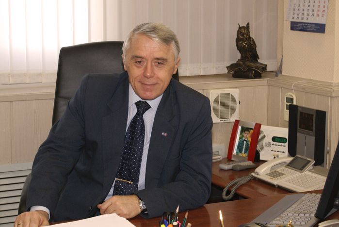 Валерий Бакшин: «Мы готовим профессионалов в области мультимедийной журналистики, востребованных на рынке труда» Валерий Бакшин: «Мы готовим профессионалов в области мультимедийной журналистики, востребованных на рынке труда»