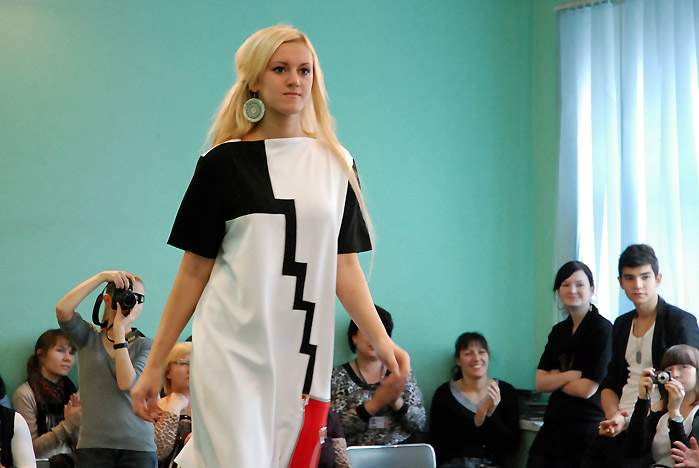 Дизайнеры ВГУЭС представили модные тенденции осени