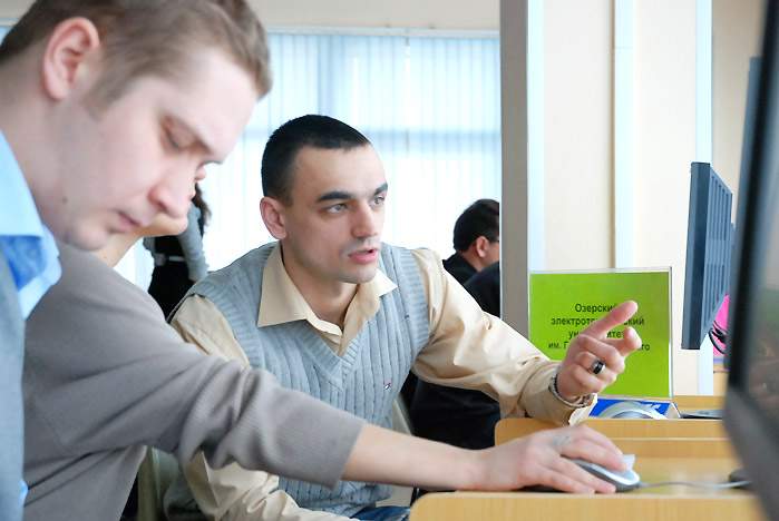 Пора международных квалификационных экзаменов для бухгалтеров началась во Владивостоке.