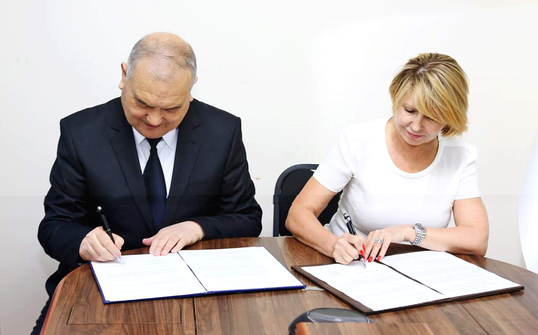 ВВГУ и Гулистанский государственный университет подписали Протокол о сотрудничестве
