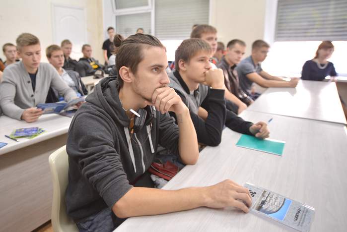 Студенты кафедры информационных технологий и систем ВГУЭС пройдут практику на крупных предприятиях региона