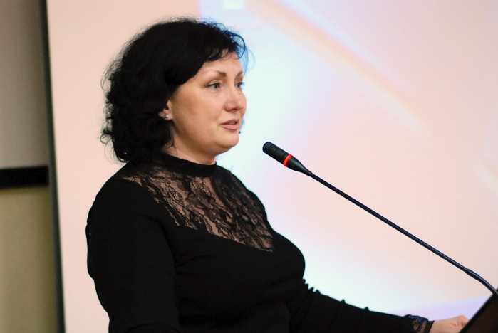 Зав. кафедрой международного бизнеса и финансов ВГУЭС Ольга Ворожбит: Беспокоит курс рубля? Деньги можно вложить в ценные бумаги. Зав. кафедрой международного бизнеса и финансов ВГУЭС Ольга Ворожбит: Беспокоит курс рубля? Деньги можно вложить в ценные бумаги.