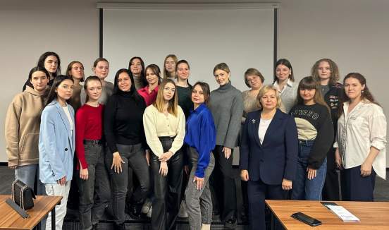 Флагманы гостиничной индустрии Владивостока поделились секретами управления со студентами Международного института окружающей среды и туризма