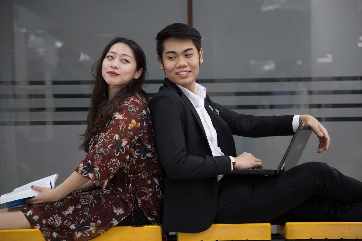 Молодежь Лаоса выбирает для получения высшего образования ВГУЭС