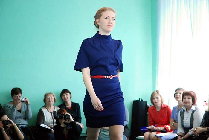 Дизайнеры ВГУЭС создали для женщин Владивостока летнюю коллекцию одежды